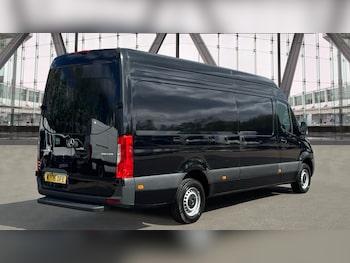 Used Mercedes-Benz Sprinter 2025 for sale - 78329105: Photo