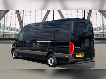 Used Mercedes-Benz Sprinter 2025 for sale - 78329105: Photo