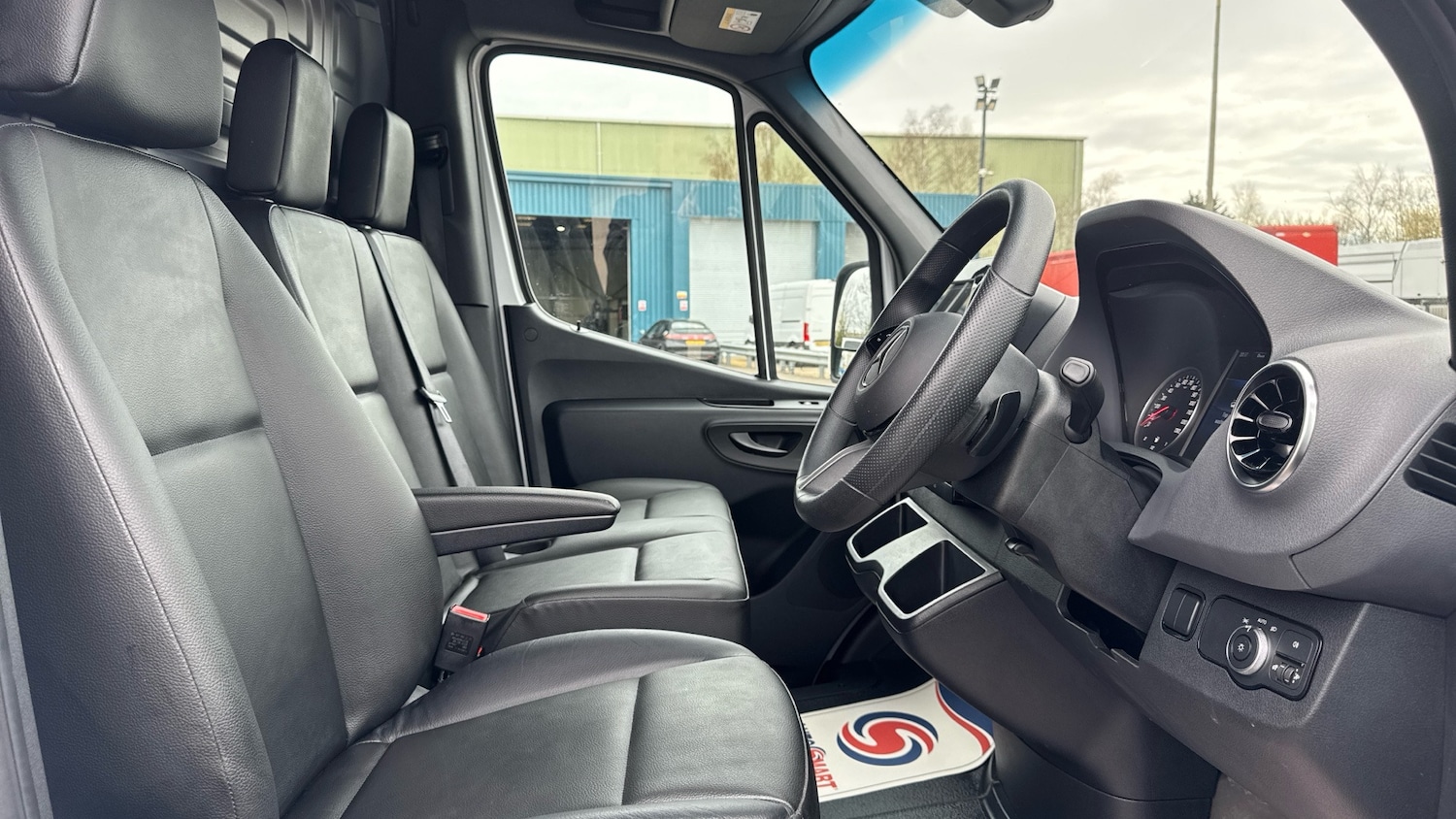 Used Mercedes-Benz Sprinter 2025 for sale - 78090531: Photo 10