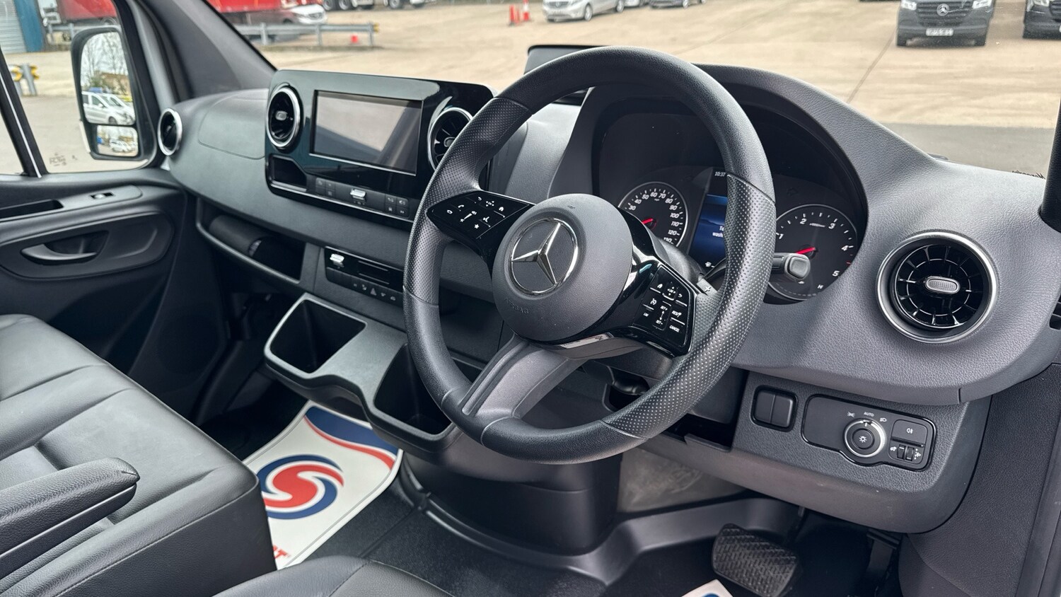 Used Mercedes-Benz Sprinter 2025 for sale - 78090531: Photo 11