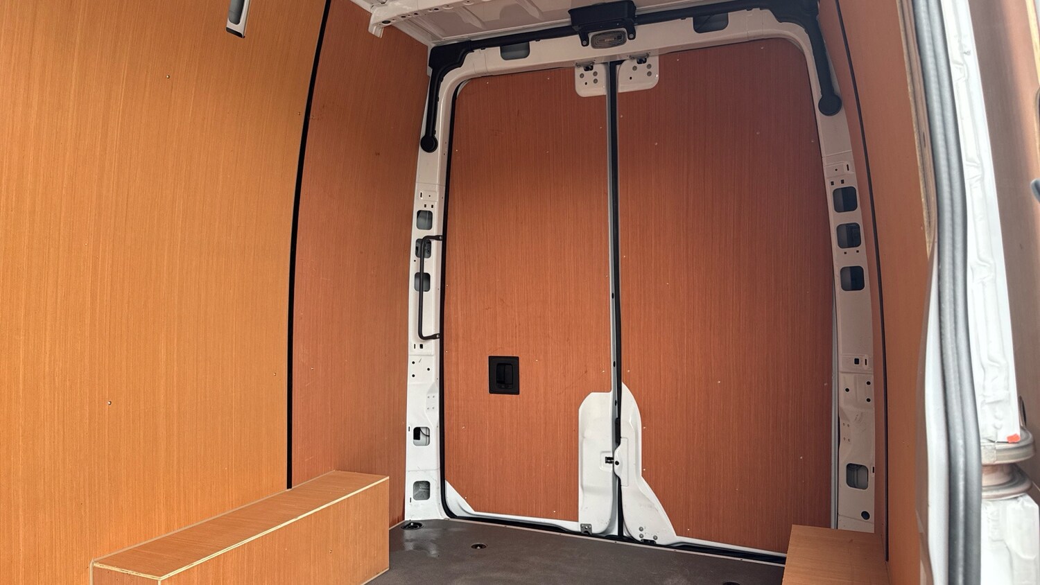 Used Mercedes-Benz Sprinter 2025 for sale - 78090531: Photo 15