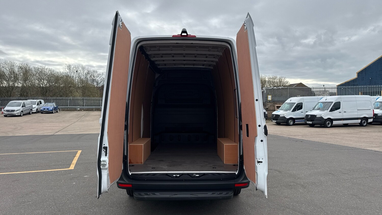 Used Mercedes-Benz Sprinter 2025 for sale - 78090531: Photo 17