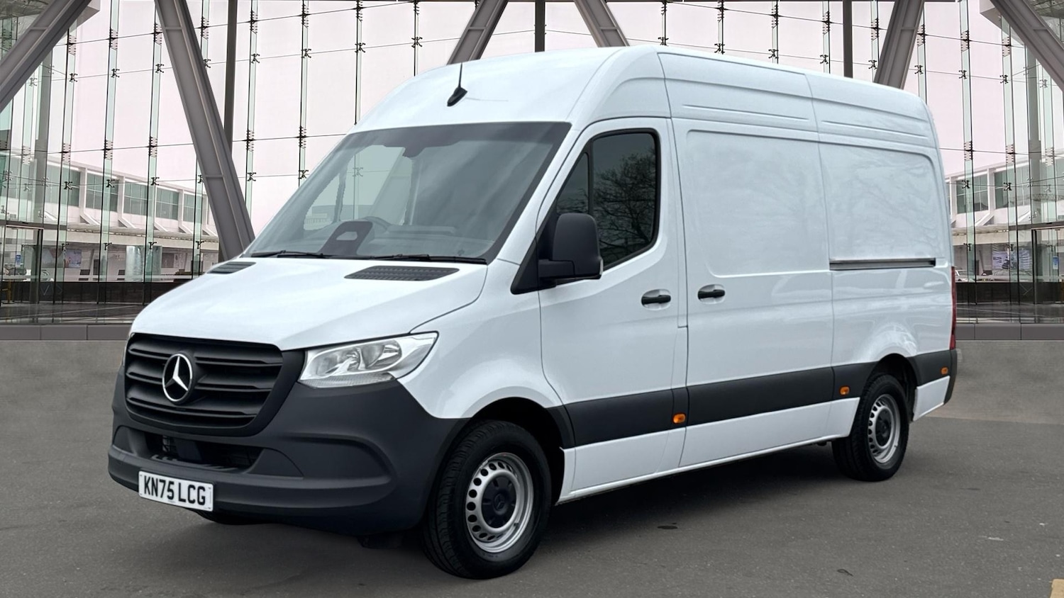 Used Mercedes-Benz Sprinter 2025 for sale - 78090531: Photo 2