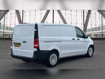 Used Mercedes-Benz Vito 2022 for sale - 77380738: Photo