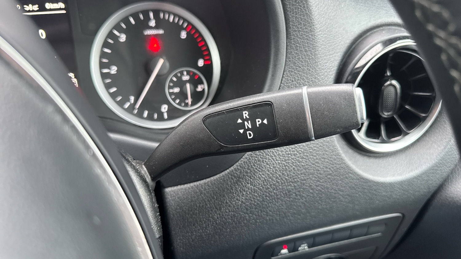 Used Mercedes-Benz Vito 2021 for sale - 77069133: Photo 23