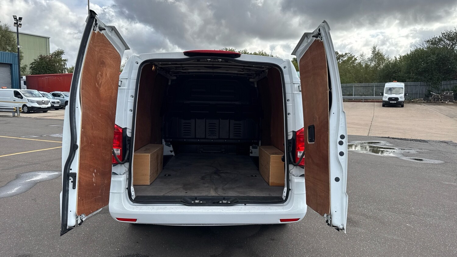 Used Mercedes-Benz Vito 2021 for sale - 76055687: Photo 17