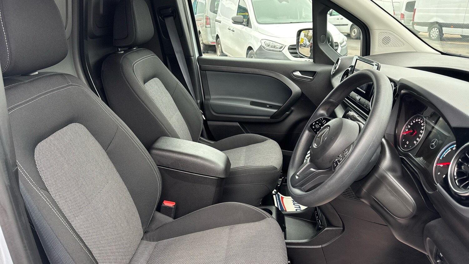 Used Mercedes-Benz Citan 2025 for sale - 77403498: Photo 10