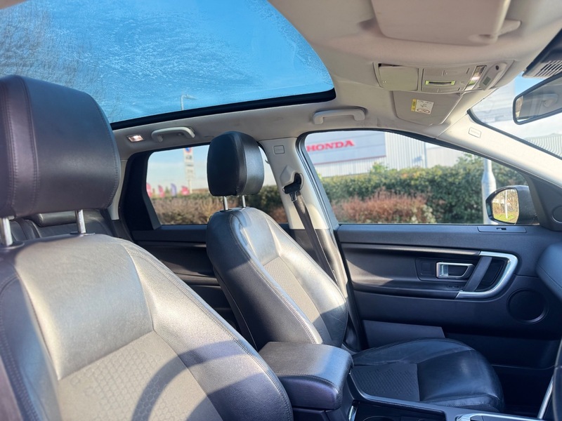 Used Land Rover Discovery Sport 2015 for sale - 77356950: Photo 10