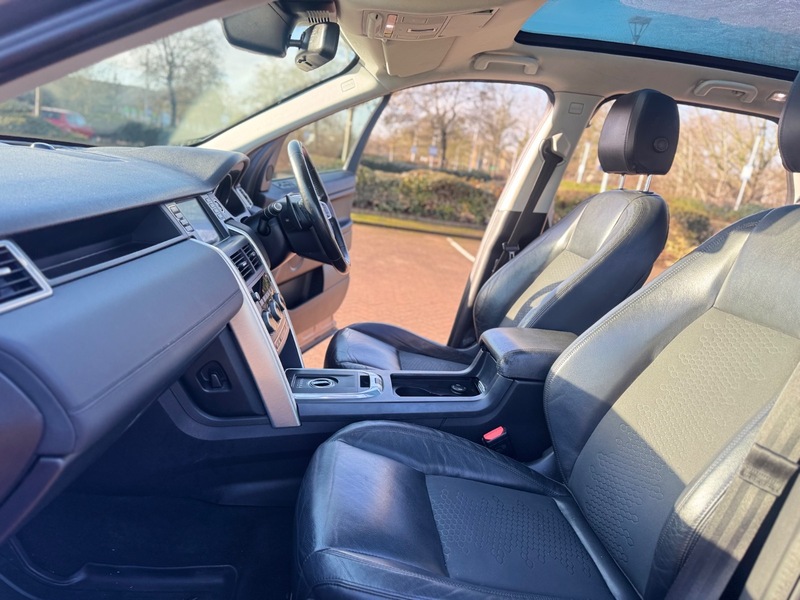 Used Land Rover Discovery Sport 2015 for sale - 77356950: Photo 12