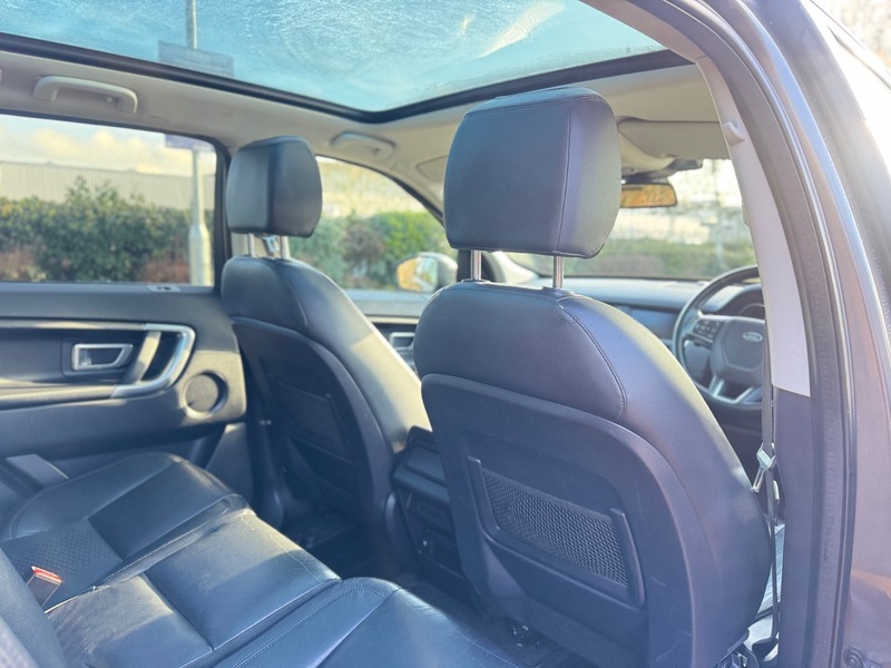 Used Land Rover Discovery Sport 2015 for sale - 77356950: Photo 14