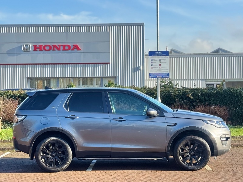 Used Land Rover Discovery Sport 2015 for sale - 77356950: Photo 5