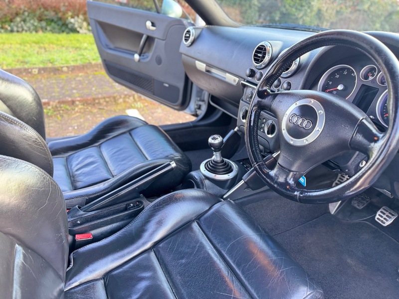 Used Audi TT 2002 for sale - 77007818: Photo 15