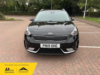 Used Kia Niro 2019 for sale - 76660014: Photo
