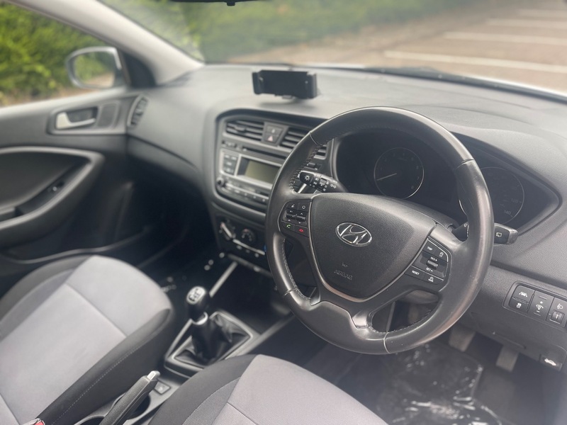 Used Hyundai i20 2017 for sale - 76660017: Photo 10