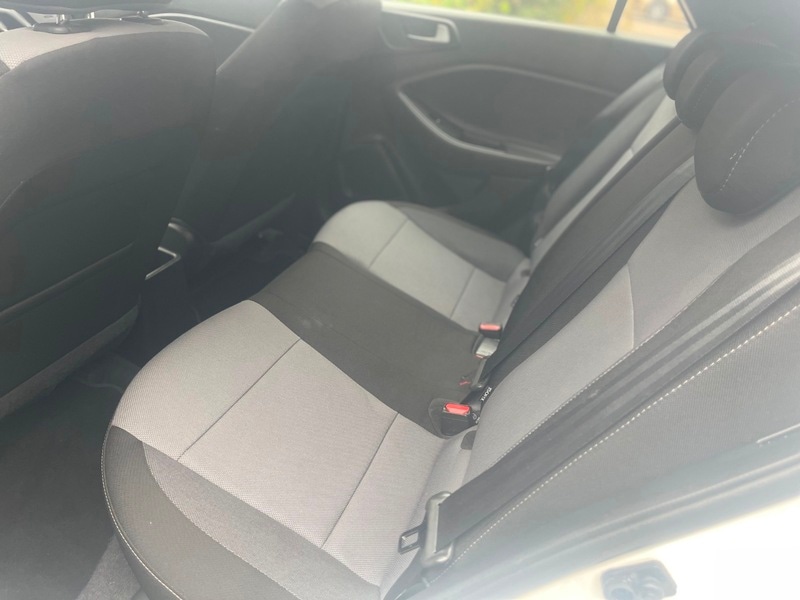 Used Hyundai i20 2017 for sale - 76660017: Photo 16