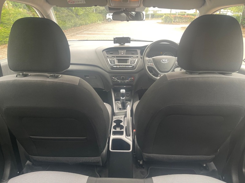 Used Hyundai i20 2017 for sale - 76660017: Photo 18