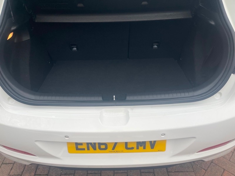 Used Hyundai i20 2017 for sale - 76660017: Photo 19