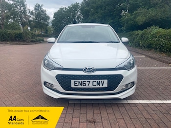 Used Hyundai i20 2017 for sale - 76660017: Photo