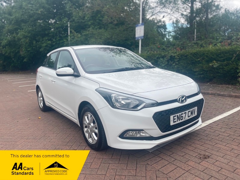 Used Hyundai i20 2017 for sale - 76660017: Photo 4