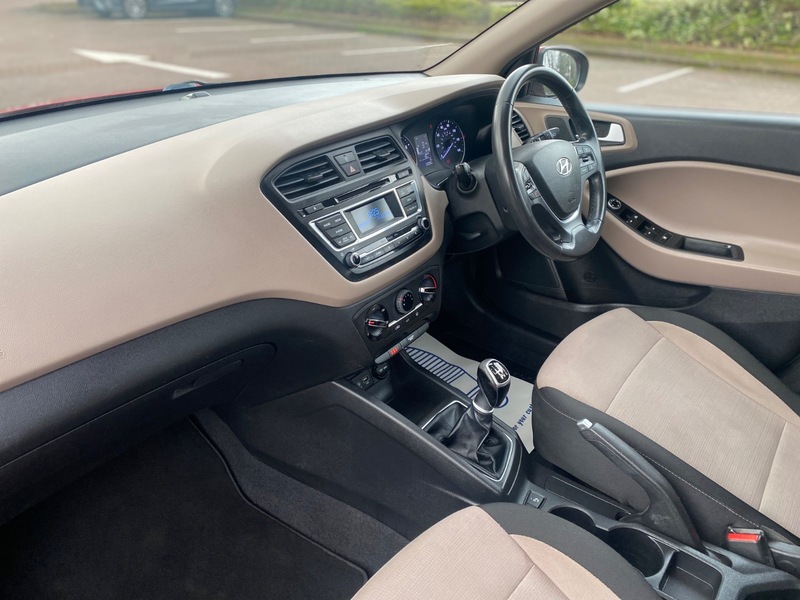 Used Hyundai i20 2016 for sale - 77200994: Photo 18