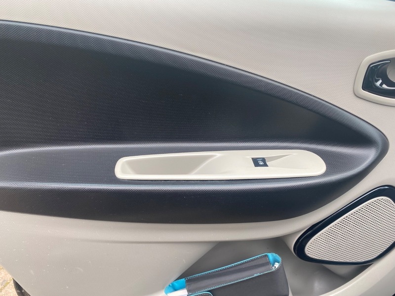 Used Renault Zoe 2014 for sale - 77668120: Photo 15