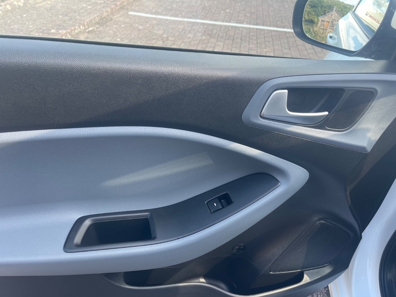 Used Hyundai i20 2016 for sale - 76660016: Photo 15