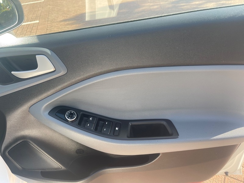 Used Hyundai i20 2016 for sale - 76660016: Photo 18