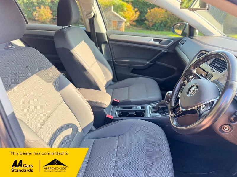 Used Volkswagen Golf 2014 for sale - 76660021: Photo 17