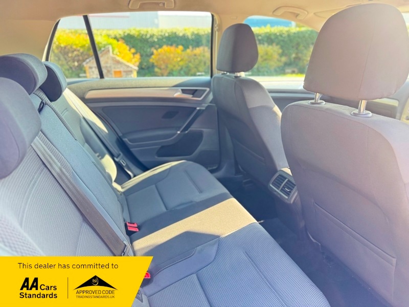 Used Volkswagen Golf 2014 for sale - 76660021: Photo 20