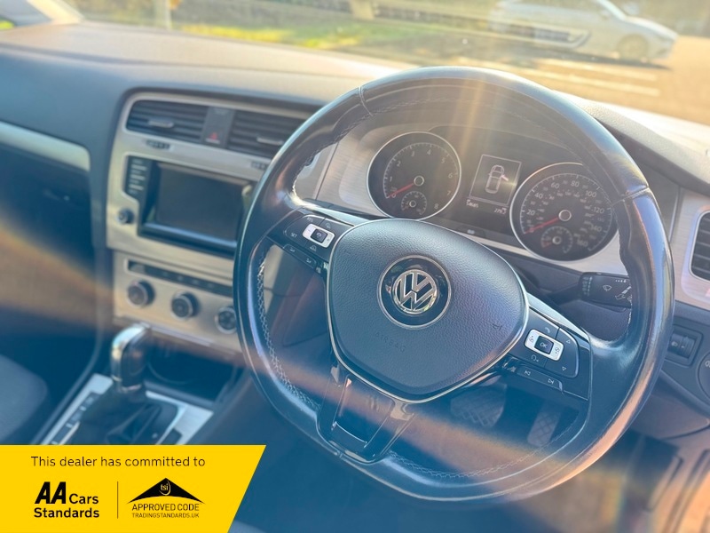 Used Volkswagen Golf 2014 for sale - 76660021: Photo 21