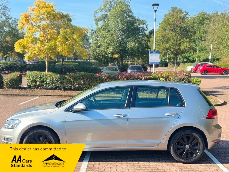 Used Volkswagen Golf 2014 for sale - 76660021: Photo 7