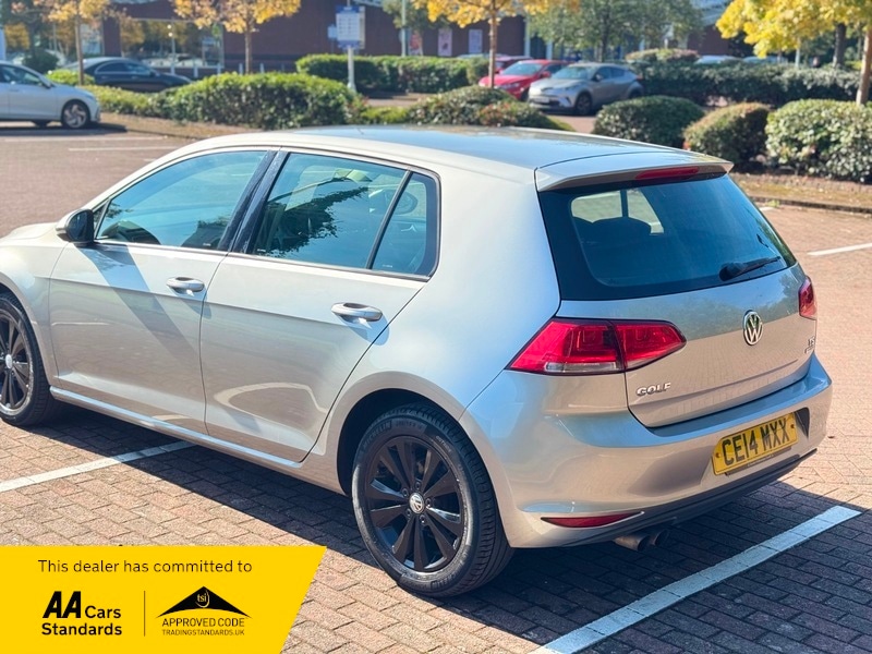 Used Volkswagen Golf 2014 for sale - 76660021: Photo 9