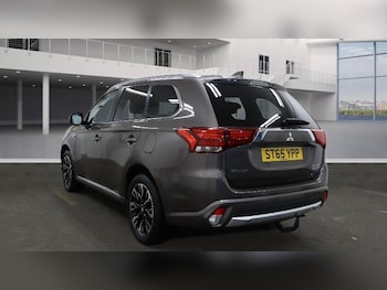 Used Mitsubishi Outlander 2016 for sale - 77118279: Photo