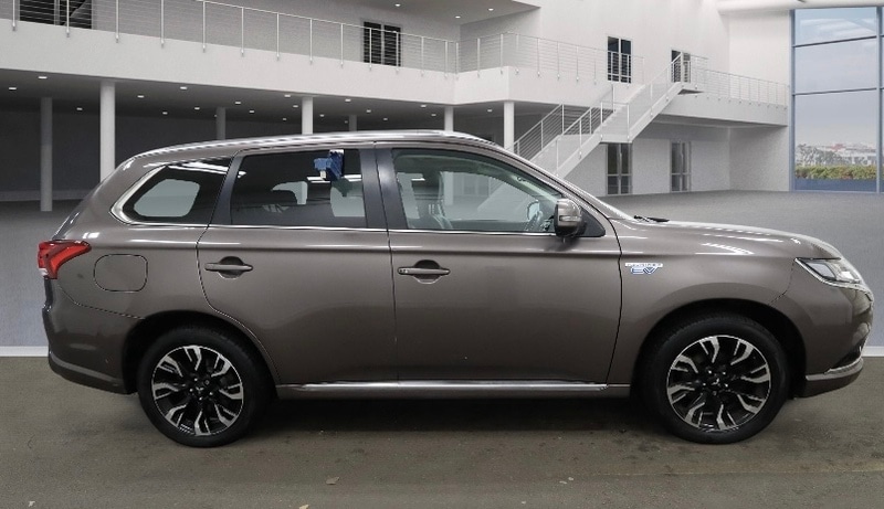 Used Mitsubishi Outlander 2016 for sale - 77118279: Photo 5