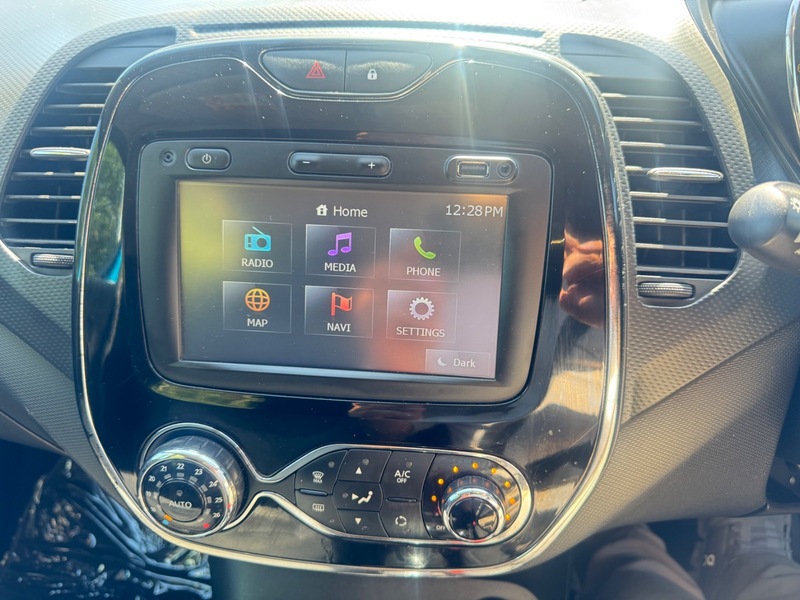 Used Renault Captur 2015 for sale - 76660025: Photo 24