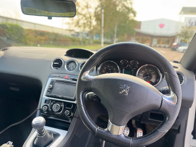 Used Peugeot RCZ 2010 for sale - 76660027: Photo 19