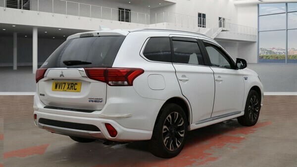 Used Mitsubishi Outlander 2017 for sale - 77584187: Photo 5