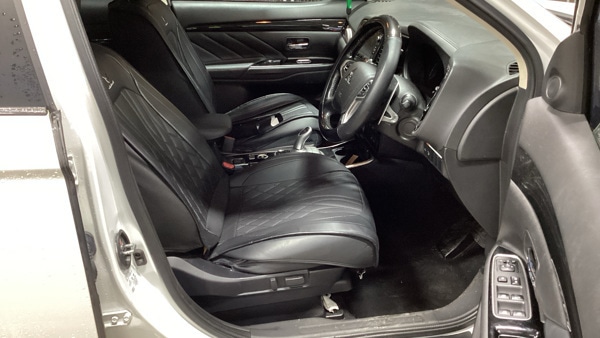 Used Mitsubishi Outlander 2017 for sale - 77584187: Photo 7