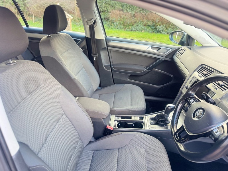 Used Volkswagen Golf 2014 for sale - 77356951: Photo 12