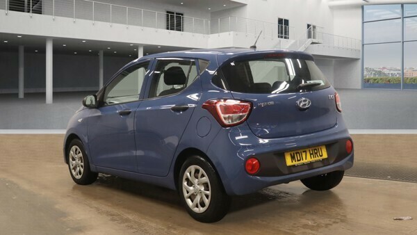 Used Hyundai i10 2017 for sale - 77370361: Photo 3