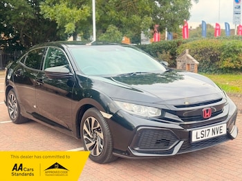 Used Honda Civic 2017 for sale - 76660010: Photo
