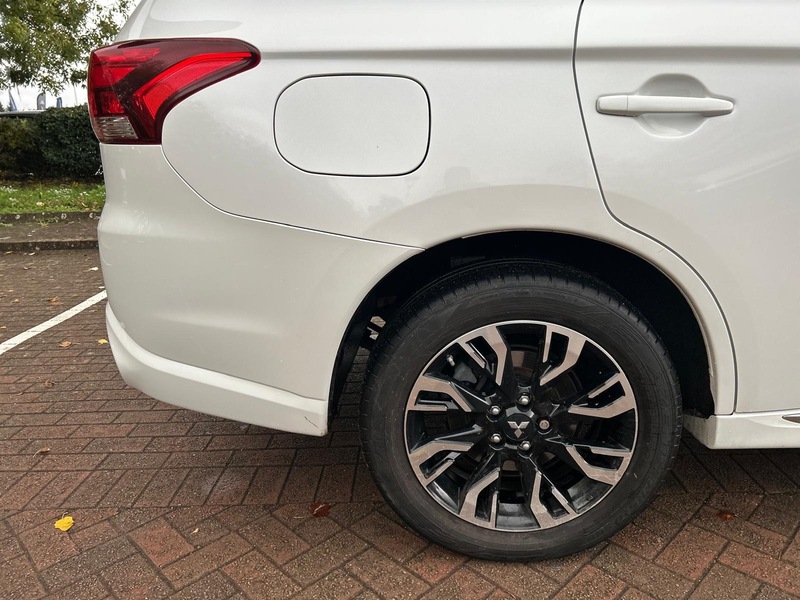 Used Mitsubishi Outlander 2016 for sale - 76660030: Photo 22