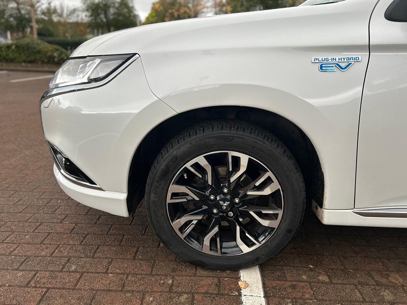 Used Mitsubishi Outlander 2016 for sale - 76660030: Photo 24