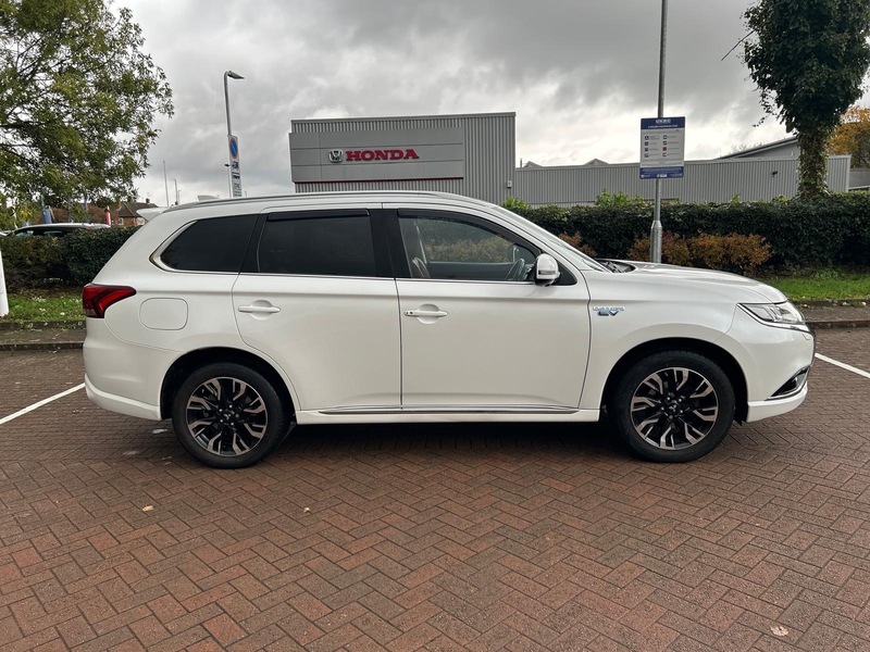Used Mitsubishi Outlander 2016 for sale - 76660030: Photo 3