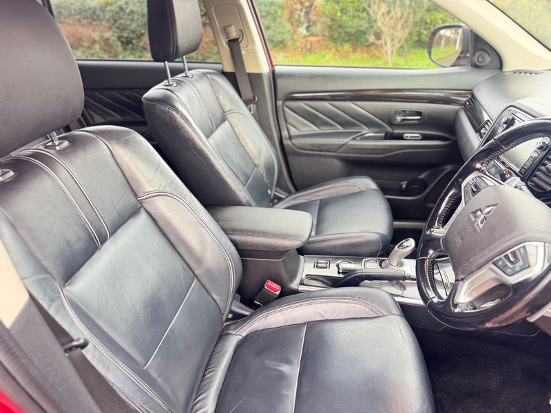 Used Mitsubishi Outlander 2016 for sale - 76974030: Photo 13