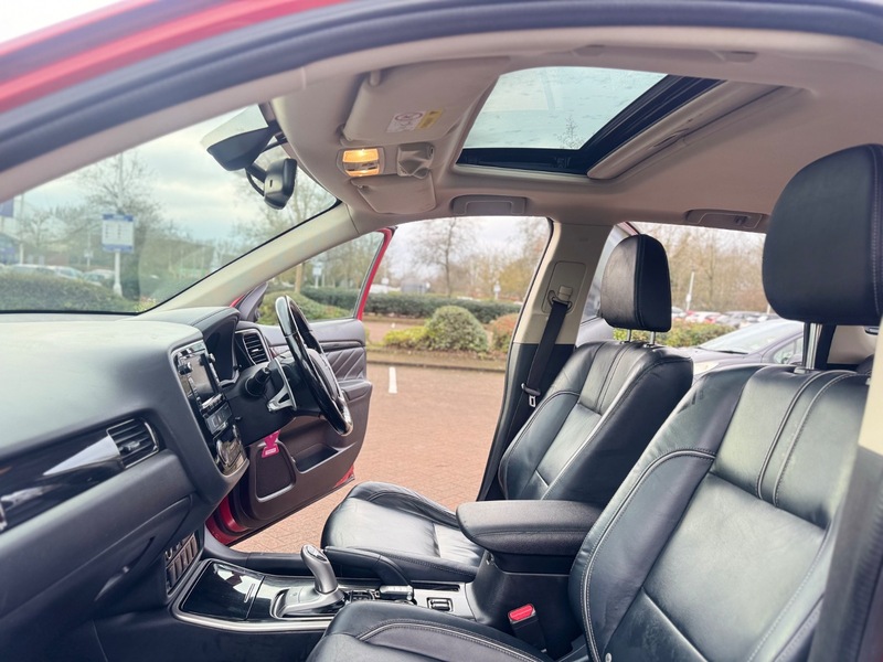 Used Mitsubishi Outlander 2016 for sale - 76974030: Photo 20