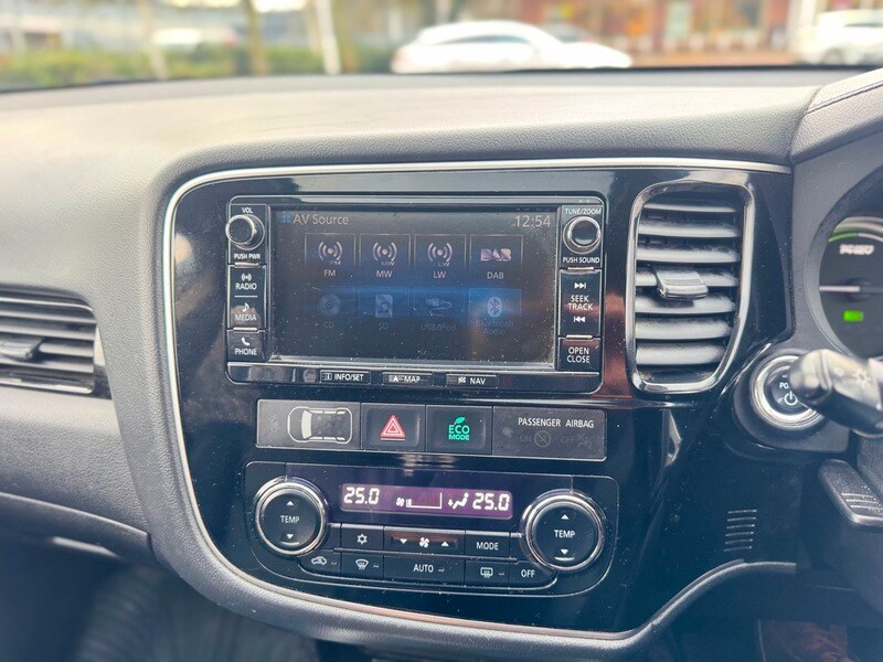 Used Mitsubishi Outlander 2016 for sale - 76974030: Photo 23