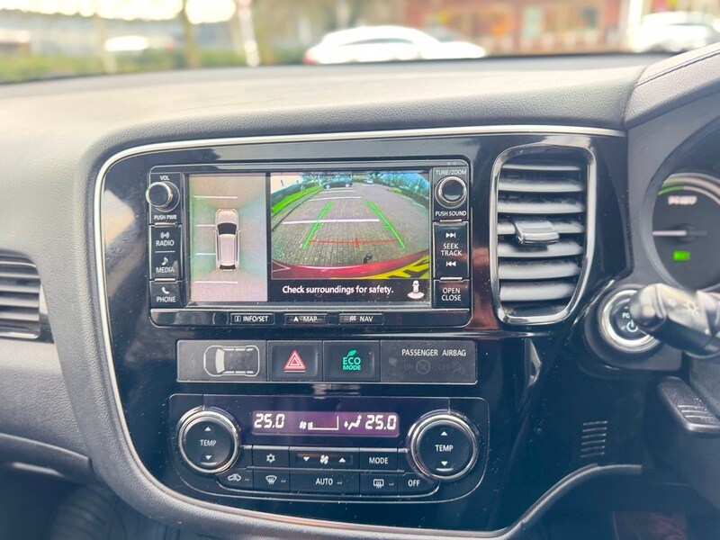 Used Mitsubishi Outlander 2016 for sale - 76974030: Photo 24