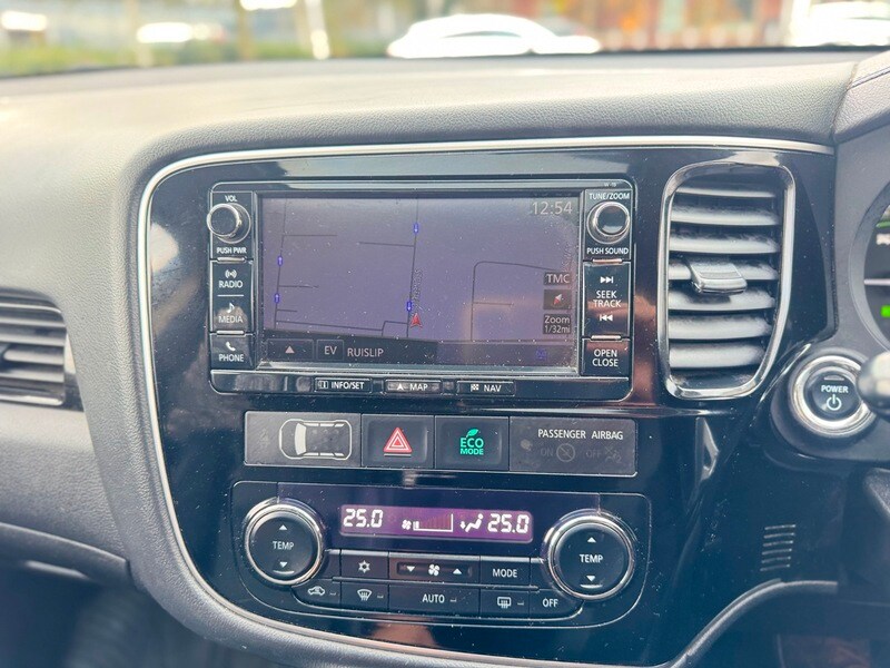 Used Mitsubishi Outlander 2016 for sale - 76974030: Photo 25