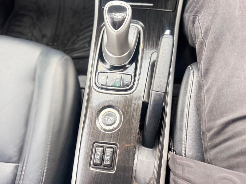 Used Mitsubishi Outlander 2016 for sale - 76974030: Photo 26